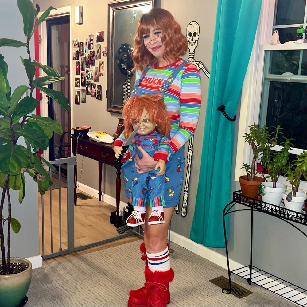 Women’s Chucky Costume & Talking Chucky Doll